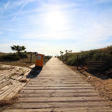 Global Properties, Con Terraza Y Vistas A La Playa Apartment *