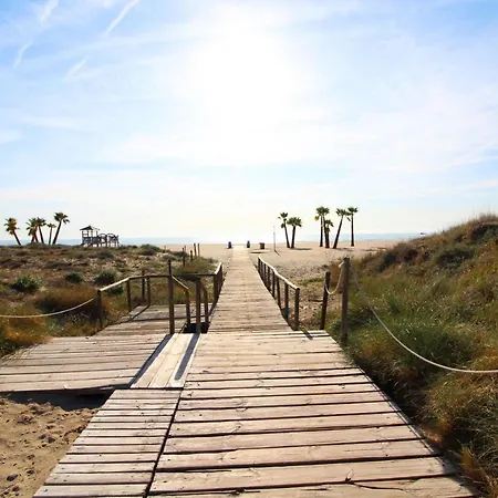 Global Properties, Con Terraza Y Vistas A La Playa