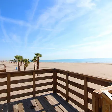 Global Properties, Con Terraza Y Vistas A La Playa Apartment Canet d'En Berenguer