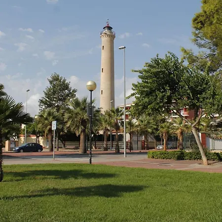 Global Properties, Con Terraza Y Vistas A La Playa Apartment
